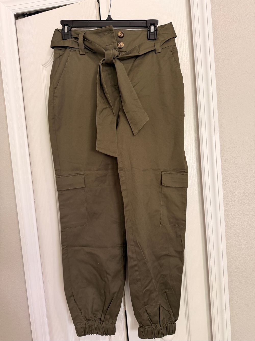 New York & Company Olive Green Cargo Joggers with Waist Tie